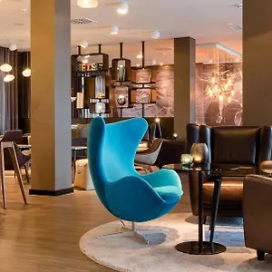 Hotel One Frankfurt Airport ***
